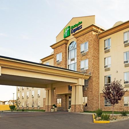 Holiday Inn Express Grande Prairie By Ihg Exterior photo