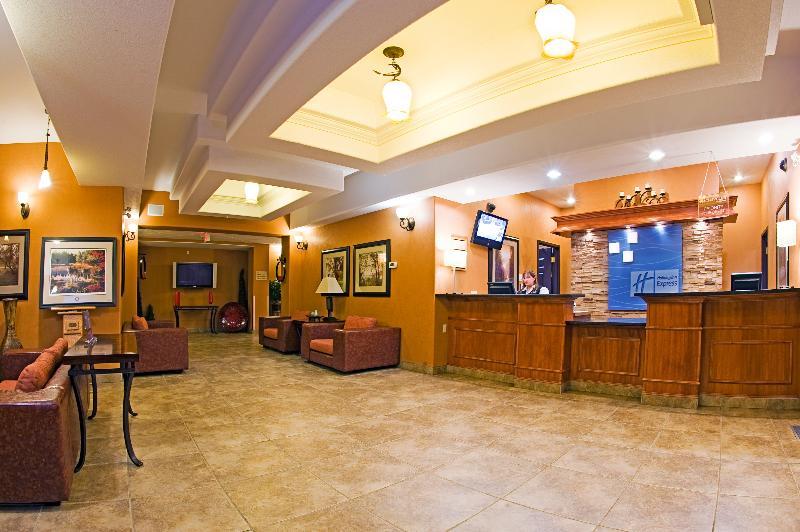 Holiday Inn Express Grande Prairie By Ihg Exterior photo